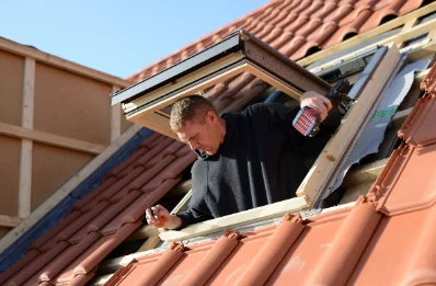 Pose de fenêtres de toit Velux à Erbrée
